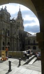 Widok od tyłu na katedrę w Santiago de Compostella.